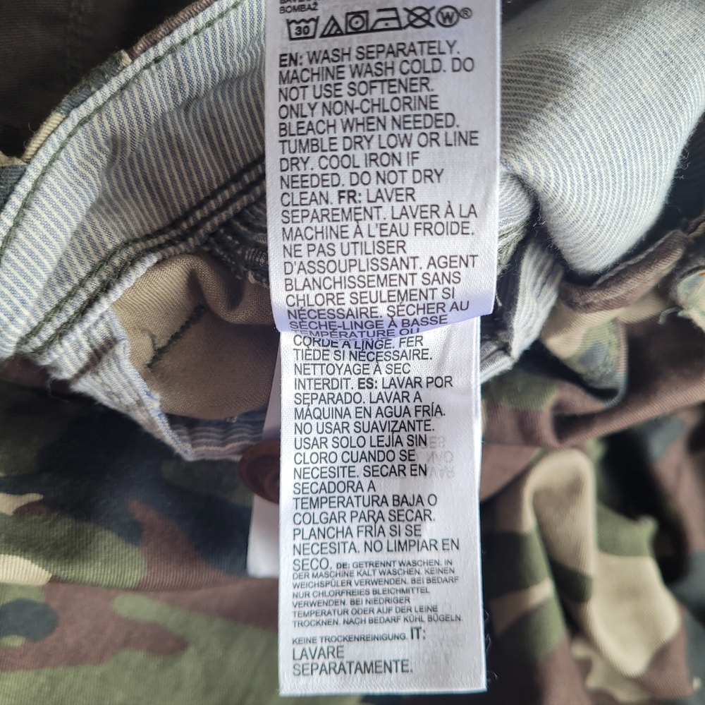Quicksilver Mens Camouflage Camo Cotton Cargo / Utility Shorts Size Waist 34 - Picture 8 of 8